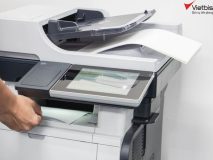 khac phuc loi may photocopy bi lech le0