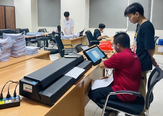 Giải bài toán chuyển đổi số: Tự đầu tư hay thuê dịch vụ số hóa trọn gói 1 cho thue may scan a0 vietbis